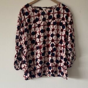 Simple by Suzanne Betro geometric print tunic top.
Size 1X